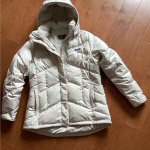 Patagonia Cream Ski Jacket with Insulated Hood
